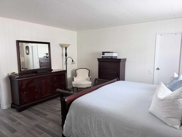 1979 Manufactured Home
