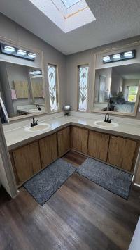 1989 Barrington Manufactured Home
