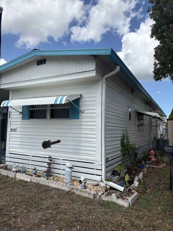 1975 CHMP Mobile Home For Sale