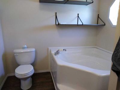 Mobile Home at 24228 Chippewa Drive Flat Rock, MI 48134