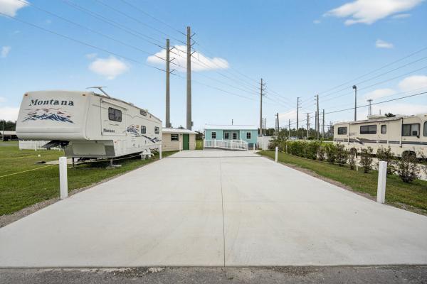 1984 Trop Manufactured Home