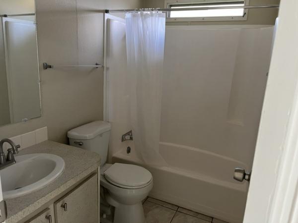 1985 Fleetwood unk Mobile Home