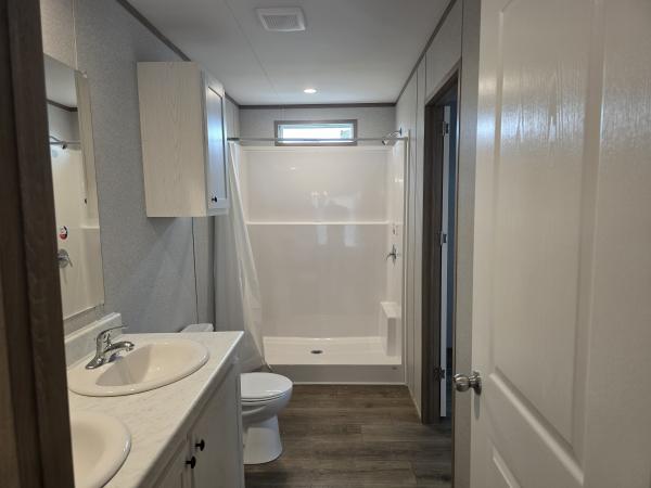 2026 Champion CHPR2852H42P01(Navasota) Mobile Home