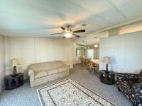 1986 BARR HS Manufactured Home
