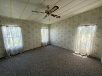 1986 BARR HS Manufactured Home