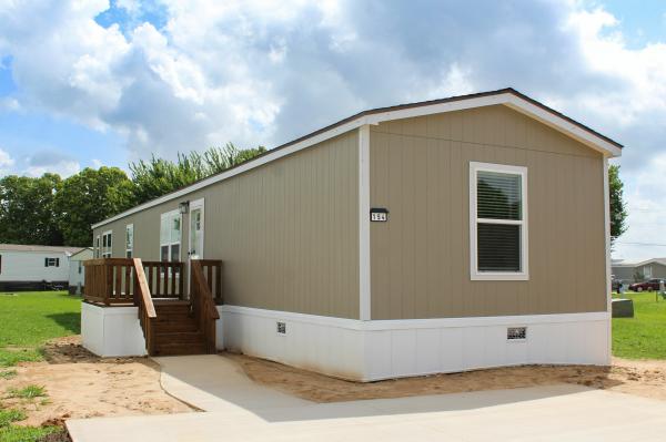 Photo 1 of 2 of home located at 1082 Oxford Court Lot #154 Greenville, TX 75401