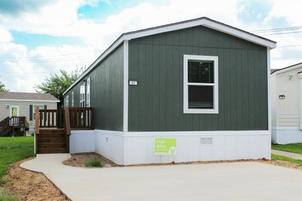 Photo 1 of 2 of home located at 1130 Cambridge Court Lot #41 Greenville, TX 75401