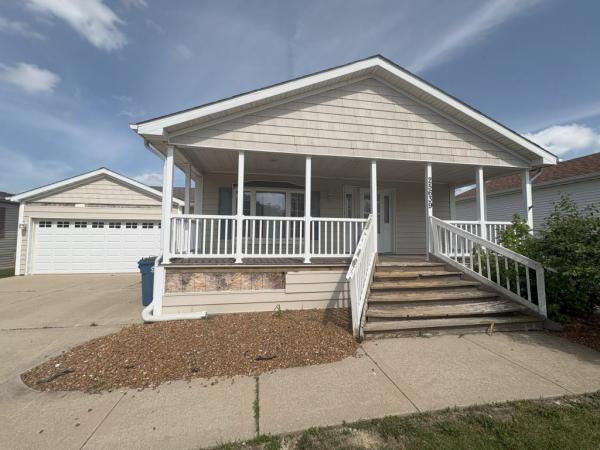 2004 Commodore Bay Hill Mobile Home