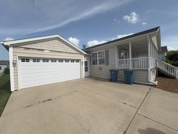 2004 Commodore Bay Hill Mobile Home