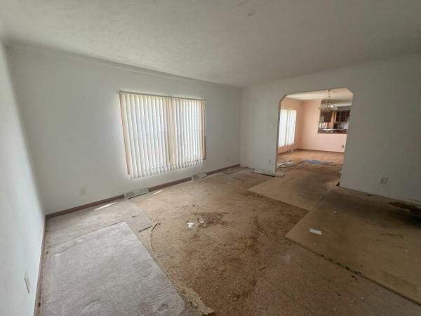 2004 Commodore Bay Hill Mobile Home