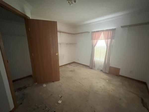2004 Commodore Bay Hill Mobile Home