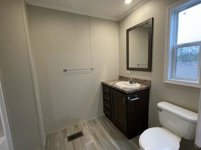 Photo 4 of 9 of home located at 4858 Duncan Ct Sterling Heights, MI 48310