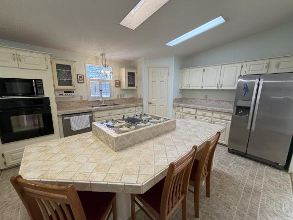 1993 Homes of Merit HS Mobile Home