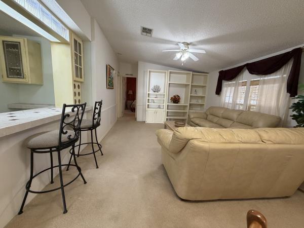 1993 Homes of Merit HS Mobile Home
