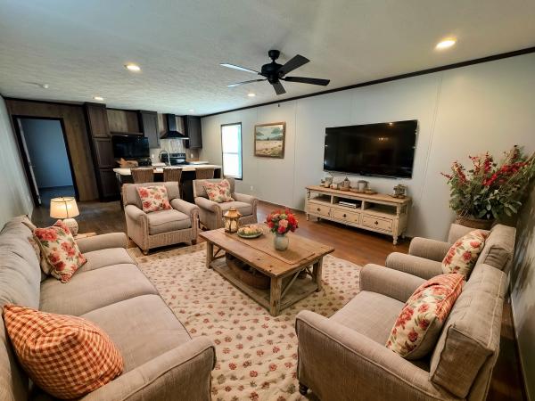 2022 Clayton - Bonham Mobile Home For Sale