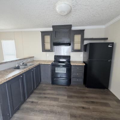 Photo 2 of 18 of home located at 157 Railway Avenue Thomasville, GA 31792