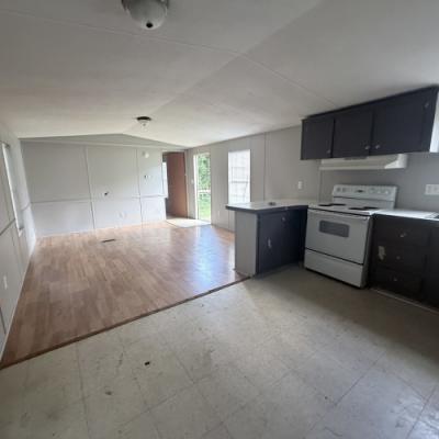 Photo 5 of 8 of home located at 135 Reagan Lane Thomasville, GA 31757