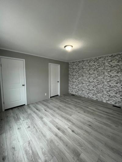 Mobile Home at 6255 S. Telegraph Rd. #127 Erie, MI 48133