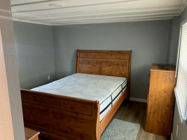 1972 Hilcrest  Home