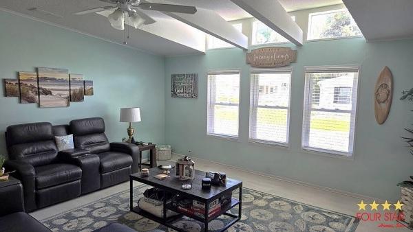 2000 Palm Harbor  Home