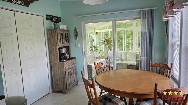 2000 Palm Harbor  Home