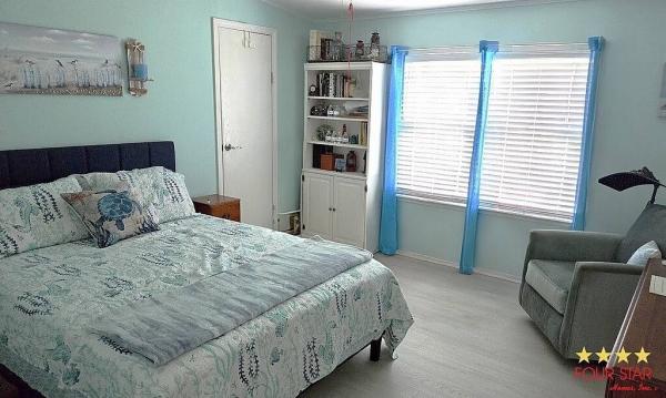 2000 Palm Harbor  Home