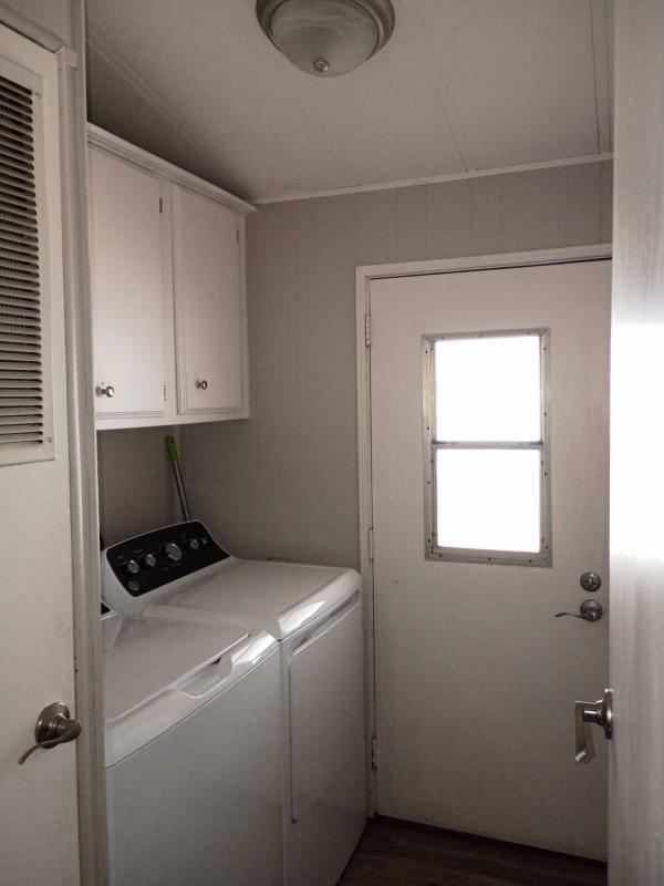 1984 Skyline Palmsprings Mobile Home