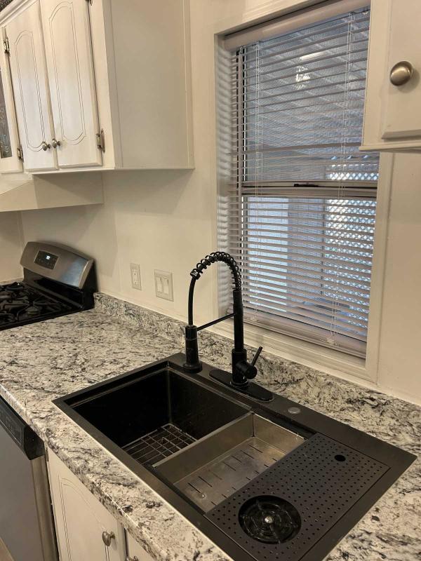 1994 Cavco Cavco Mobile Home