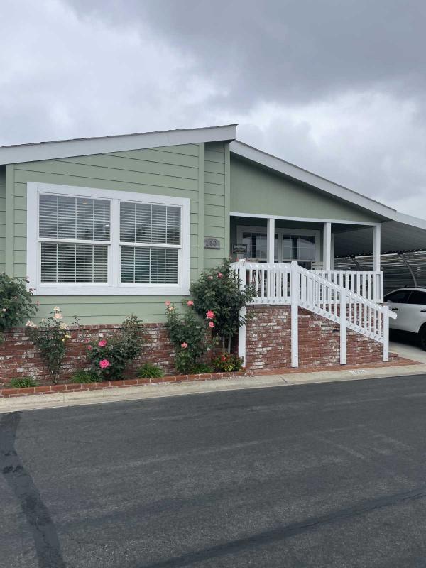 2006 Fleetwood Oakmanor Mobile Home