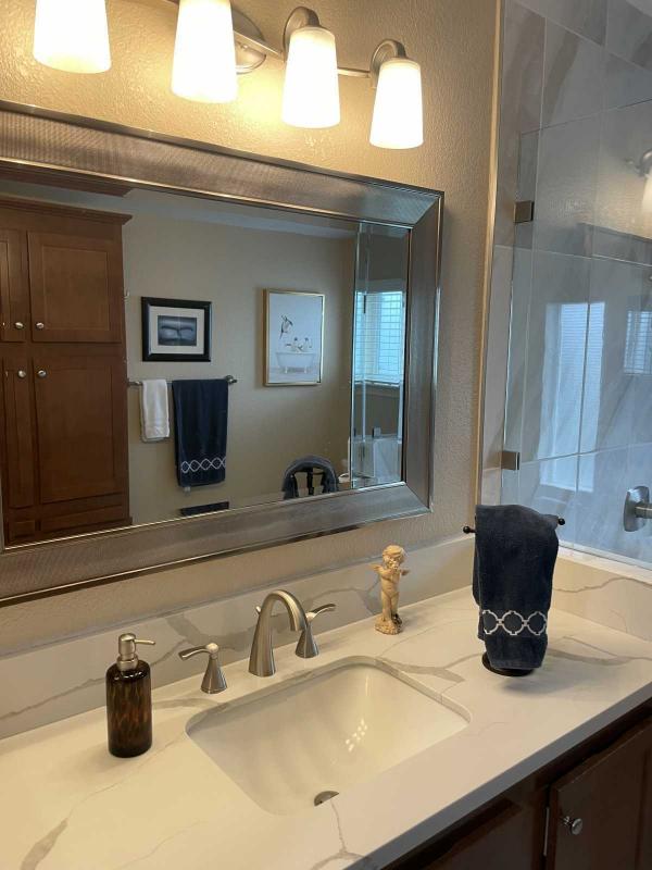 2006 Fleetwood Oakmanor Mobile Home
