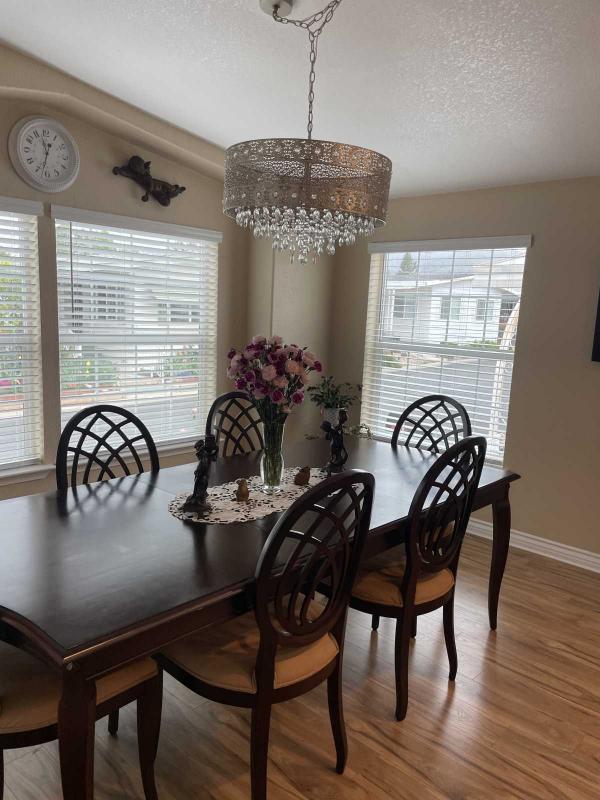 2006 Fleetwood Oakmanor Mobile Home