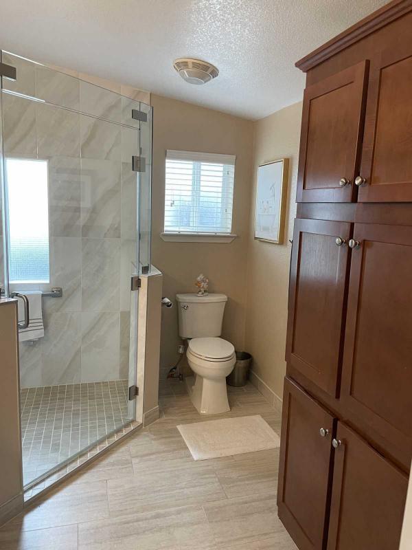 2006 Fleetwood Oakmanor Mobile Home