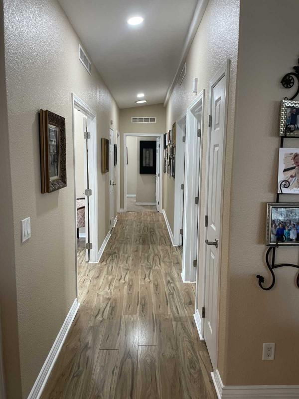 2006 Fleetwood Oakmanor Mobile Home