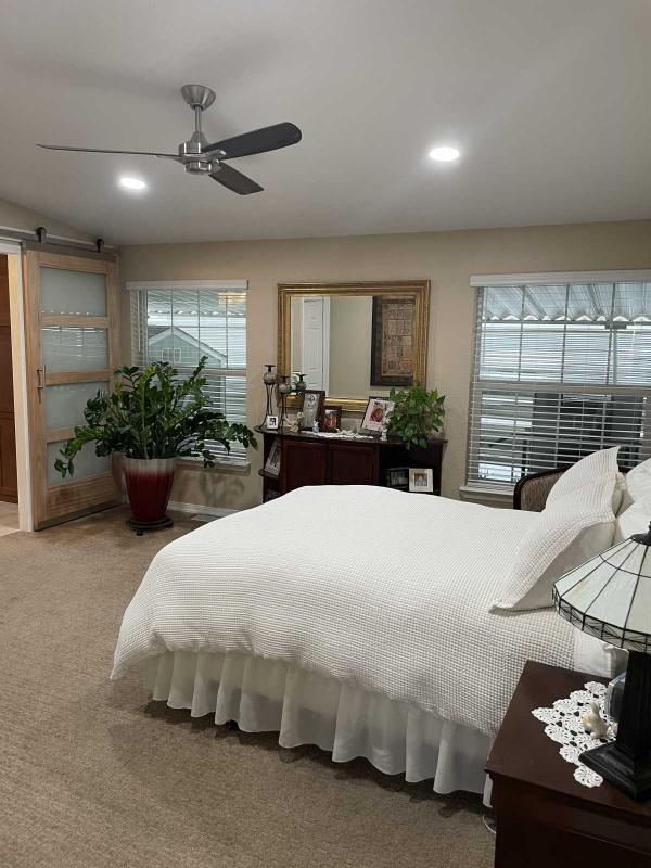 2006 Fleetwood Oakmanor Mobile Home