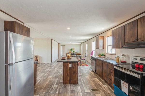 2027 Mobile Home
