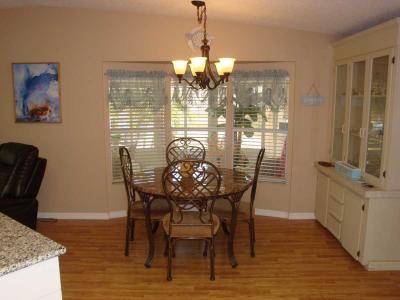 Photo 3 of 21 of home located at 1813 Monticello Drive Naples, FL 34110