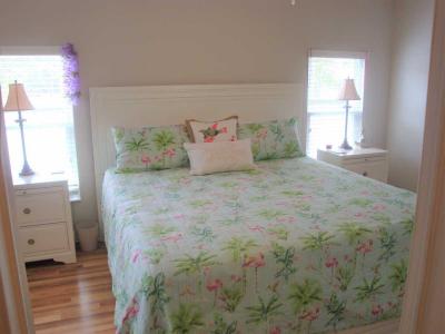 Photo 5 of 21 of home located at 1813 Monticello Drive Naples, FL 34110
