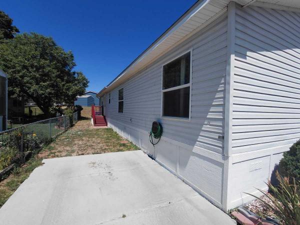 1996 M/M MH Mobile Home