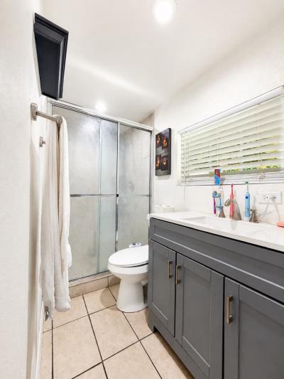 Photo 4 of 8 of home located at 1012 Masood Lane Orlando, FL 32820