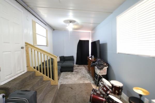 1978 SCHU Manufactured Home