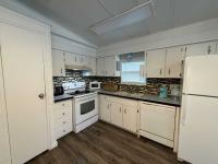 1985 Twin HS Mobile Home