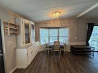 1985 Twin HS Mobile Home