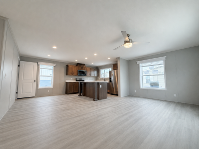 Photo 4 of 69 of home located at 4000 E 134th Street #1016 Chicago, IL 60633