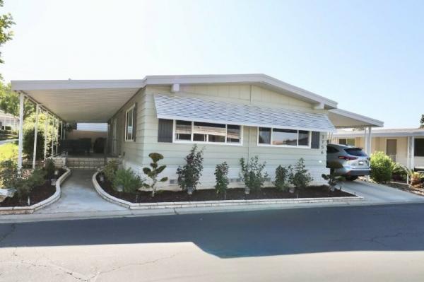 1971 Silvercrest  Mobile Home For Sale