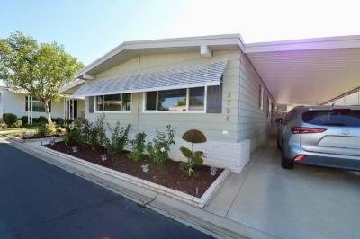 Photo 2 of 38 of home located at 3756 Lake Crest Drive Unit#61 Yorba Linda, CA 92886