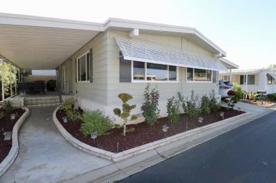 Photo 3 of 38 of home located at 3756 Lake Crest Drive Unit#61 Yorba Linda, CA 92886