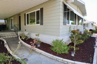 Photo 5 of 38 of home located at 3756 Lake Crest Drive Unit#61 Yorba Linda, CA 92886