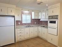 1977 HILLCREST Singlewide Mobile Home