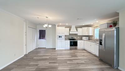 Photo 5 of 18 of home located at 805 Sutton St Lady Lake, FL 32159
