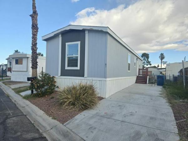 2023 Clayton - Buckeye AZ Layla Manufactured Home
